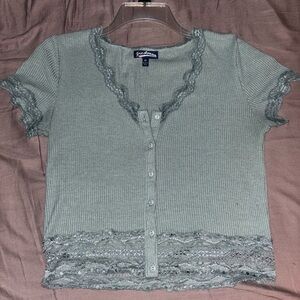 Freshman 1996 short sleeve v-neck button up crop top